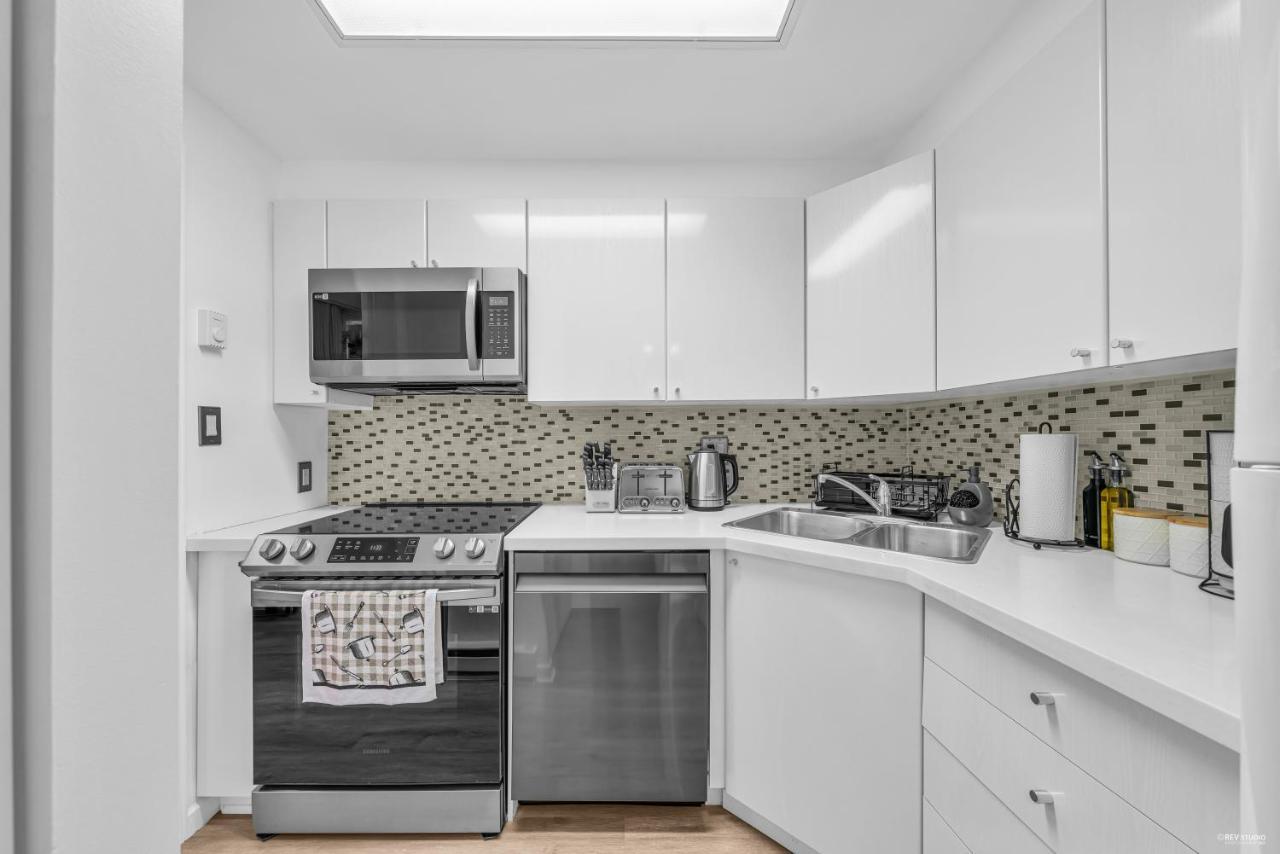 1-Br Condo In Downtown Coal Harbour With Parking And City Views Vancouver Exteriér fotografie