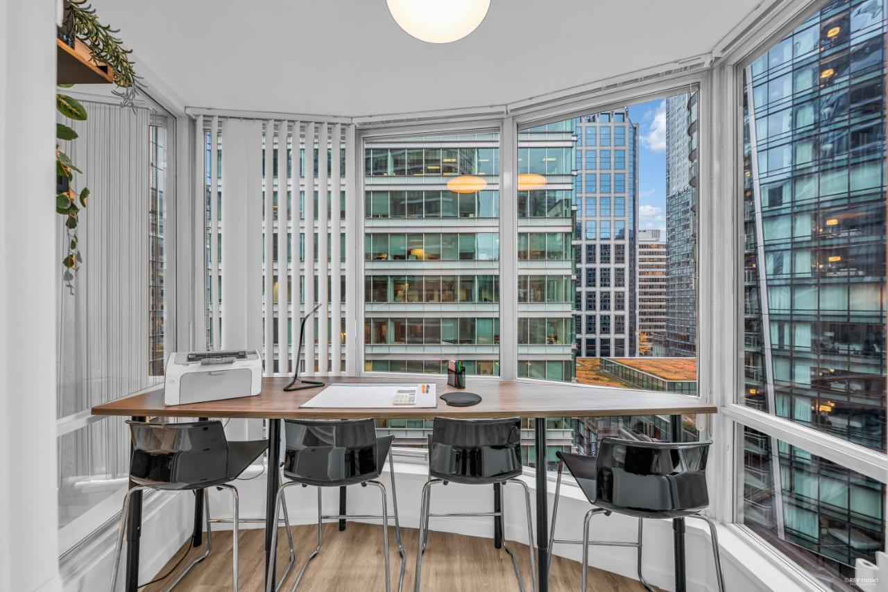 1-Br Condo In Downtown Coal Harbour With Parking And City Views Vancouver Exteriér fotografie